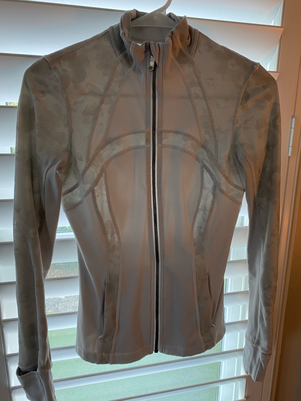 Lululemon Define Jacket off white